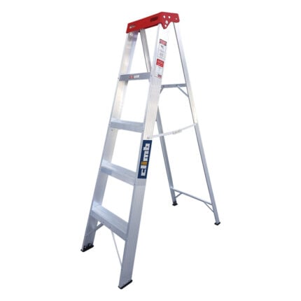 Escalera de aluminio 5 ft doméstica 2B para mantenimiento