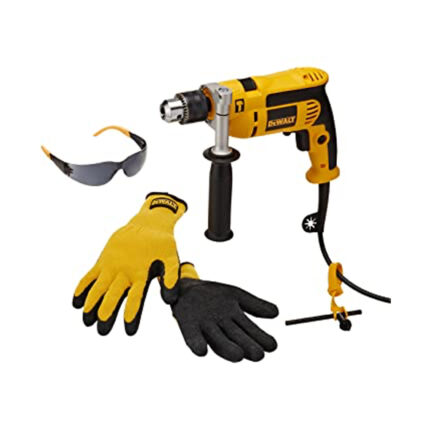 Taladro percutor DWD024-B3 DEWALT con guantes y lentes